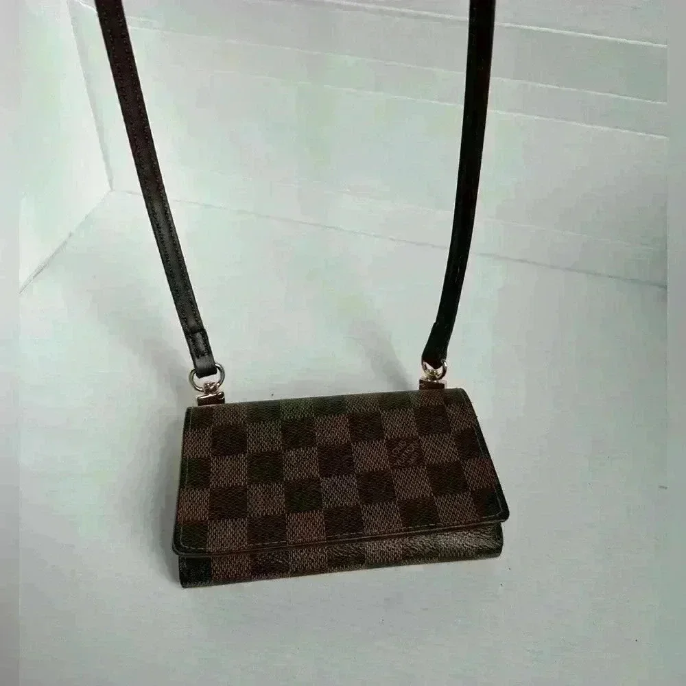 Authentic Louis Vuitton Damier Ebene WOC
